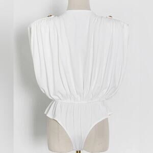 NWT TwoTwinStyle Sexy White Bodysuit Open back Gold Chain Sleeveless top Large
